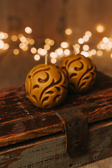 Świeca z wosku pszczelego - kula wzór