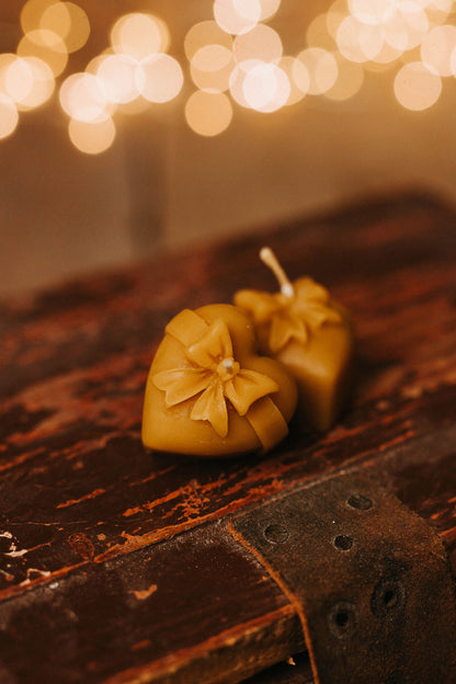 Świeca z wosku pszczelego - serce