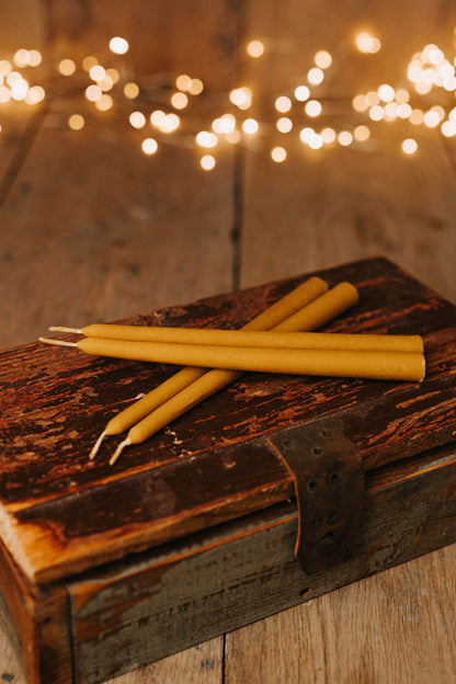 Świeca z wosku pszczelego - prosta