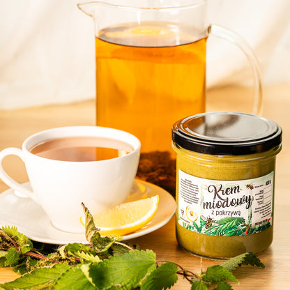 Krem miodowy z pokrzywą