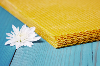 Usługa przerobu powierzonego wosku na węzę pszczelą